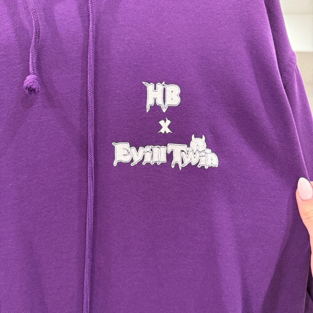 Hazel Boutique x Evil Genius I Swear She’s an Angel Hoodie - Picture 4 of 5